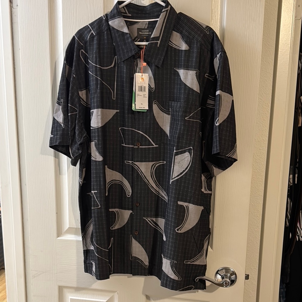 Quicksilver Warerman black Patterned Men's aloha Shirt MWT
